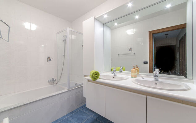 Goldsands II 101 with garage - Photo 4